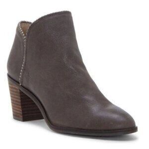 NWT Lucky Brand Pincah2 Studded Block Heel Booties in Gray size 10